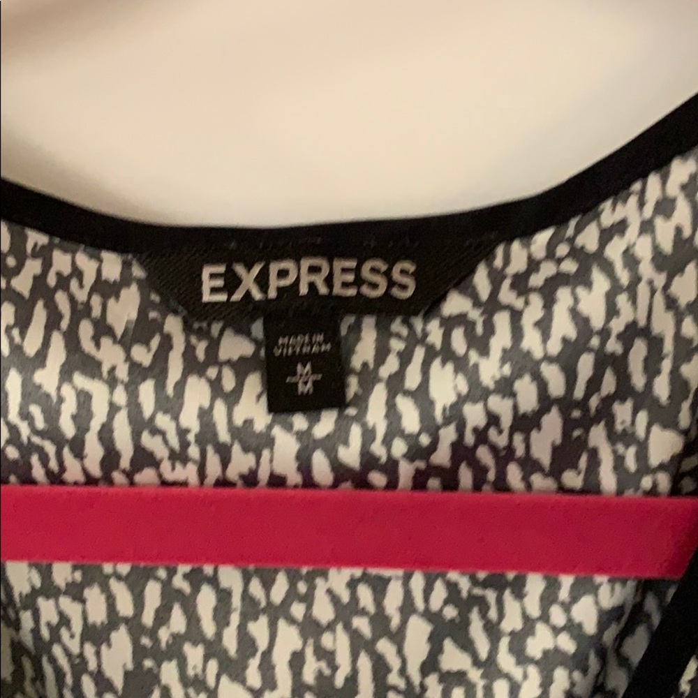 Express top - Picture 2 of 3